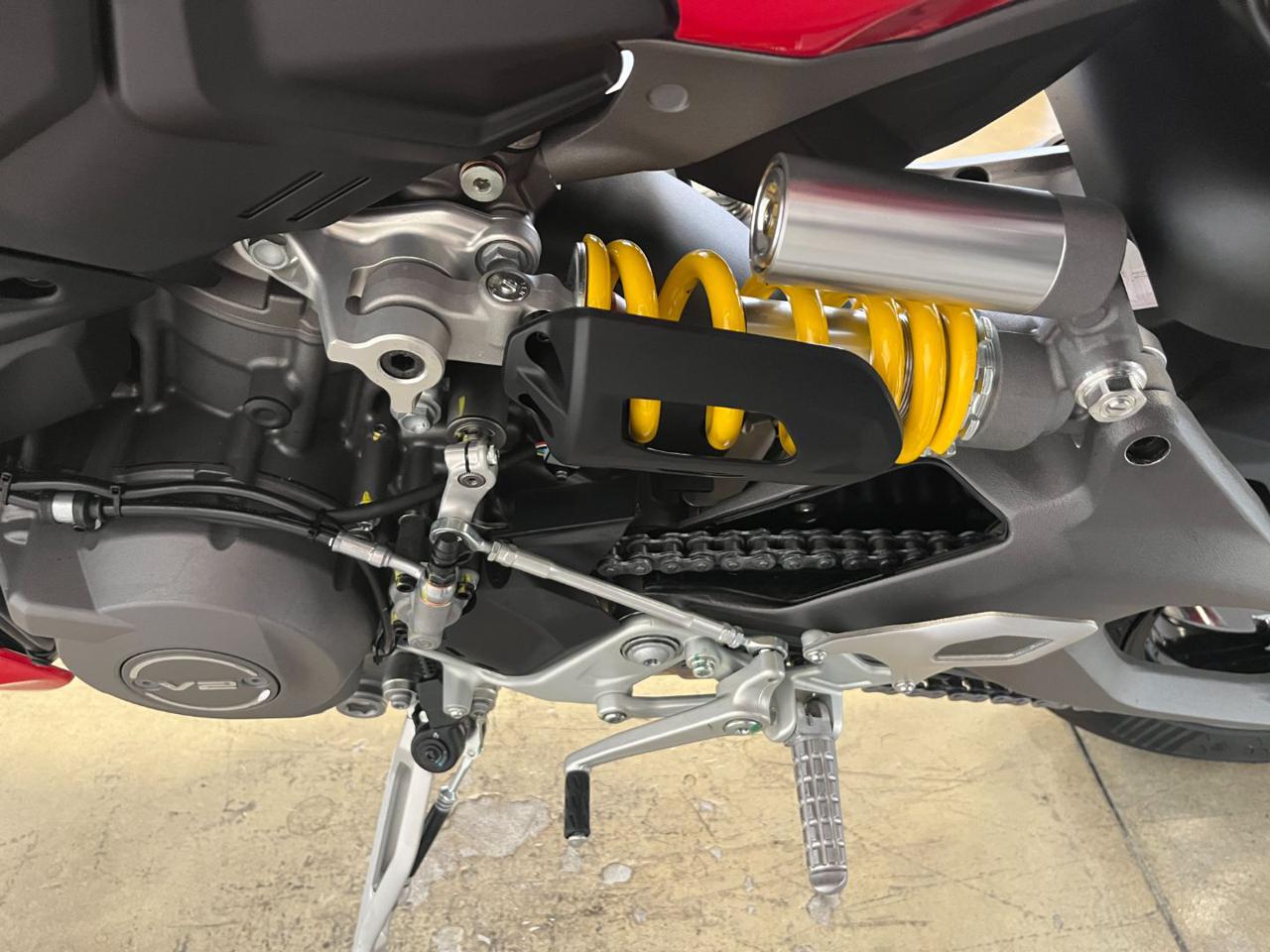 DUCATI Streetfighter V2 V2 2027 - 9