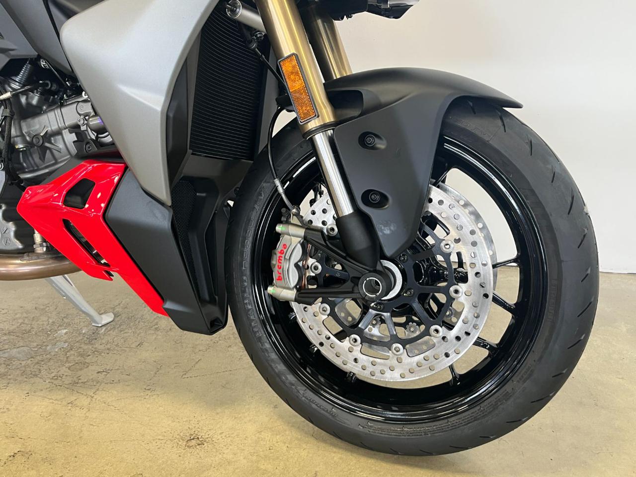 DUCATI Streetfighter V2 V2 2027 - 4