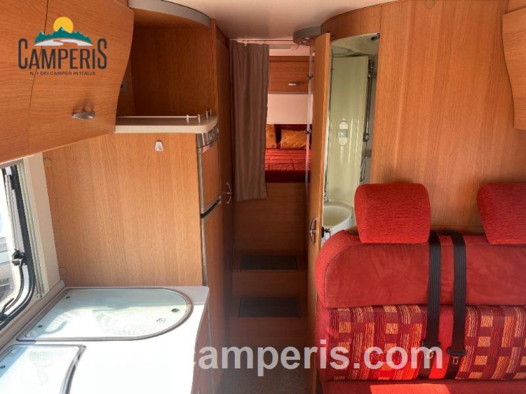 KNAUS SUN TRAVEL 700DG