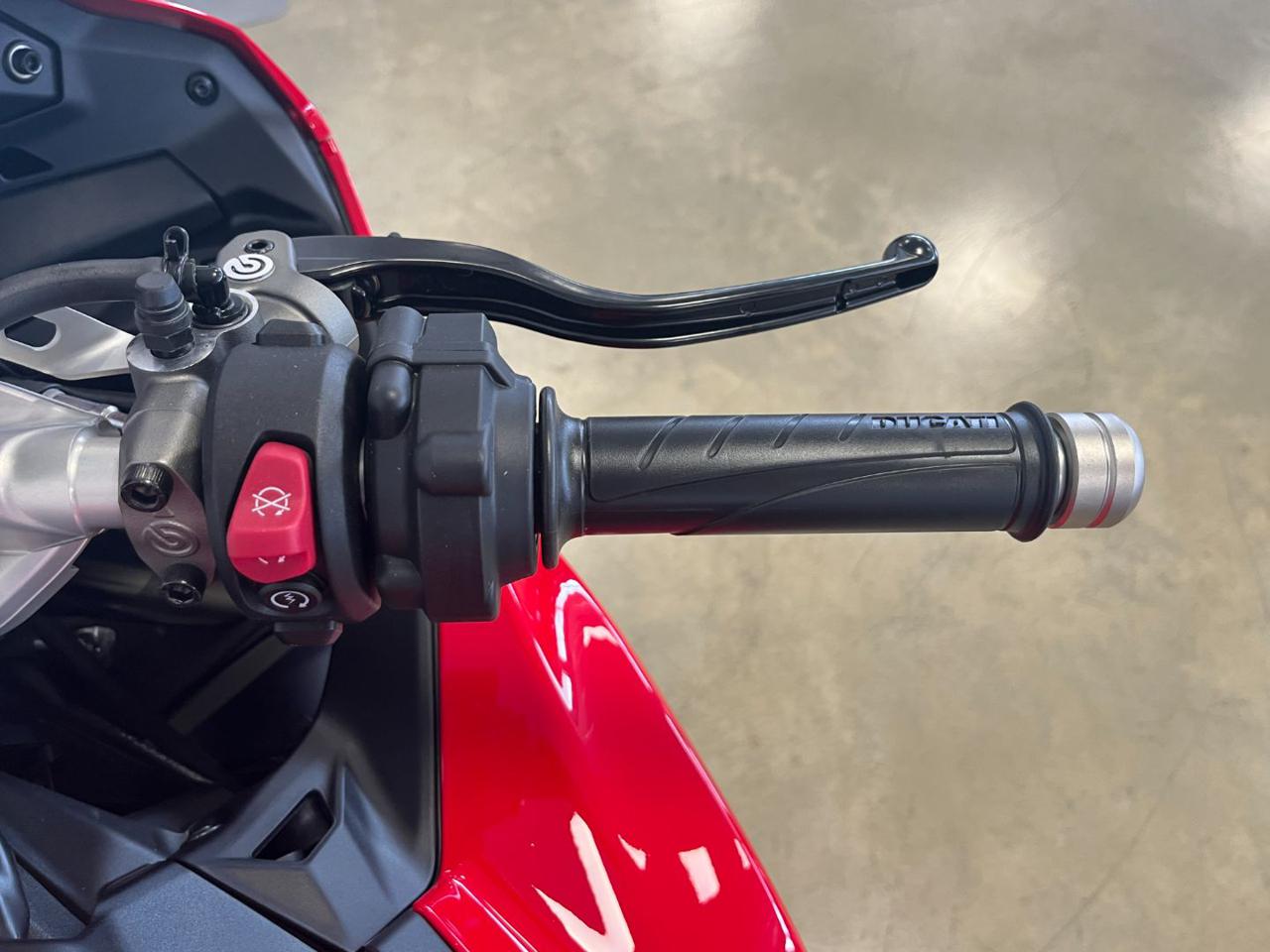 DUCATI Panigale V2 V2 2027 - 10