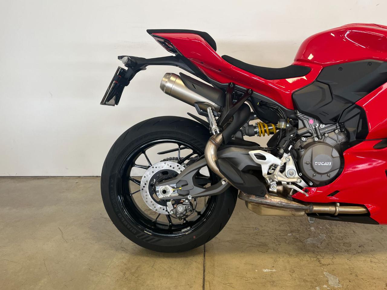 DUCATI Panigale V2 V2 2027 - 6