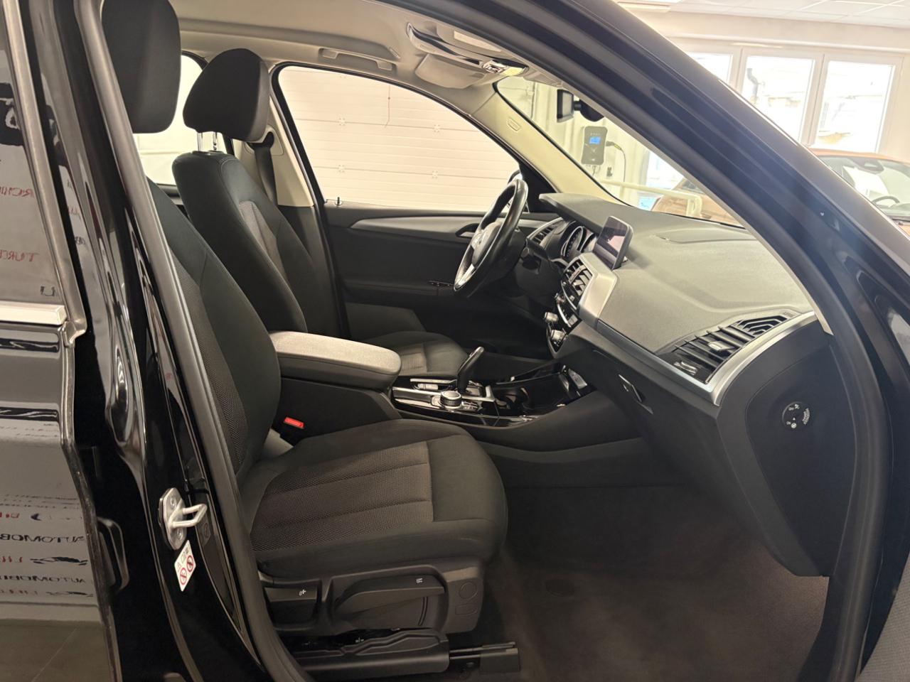 BMW X3 xDrive20d 48V Business Advantage Sport - 20