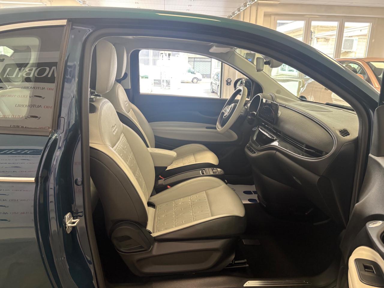 FIAT 500e Berlina 42 kWh La Prima FULL LED - 21