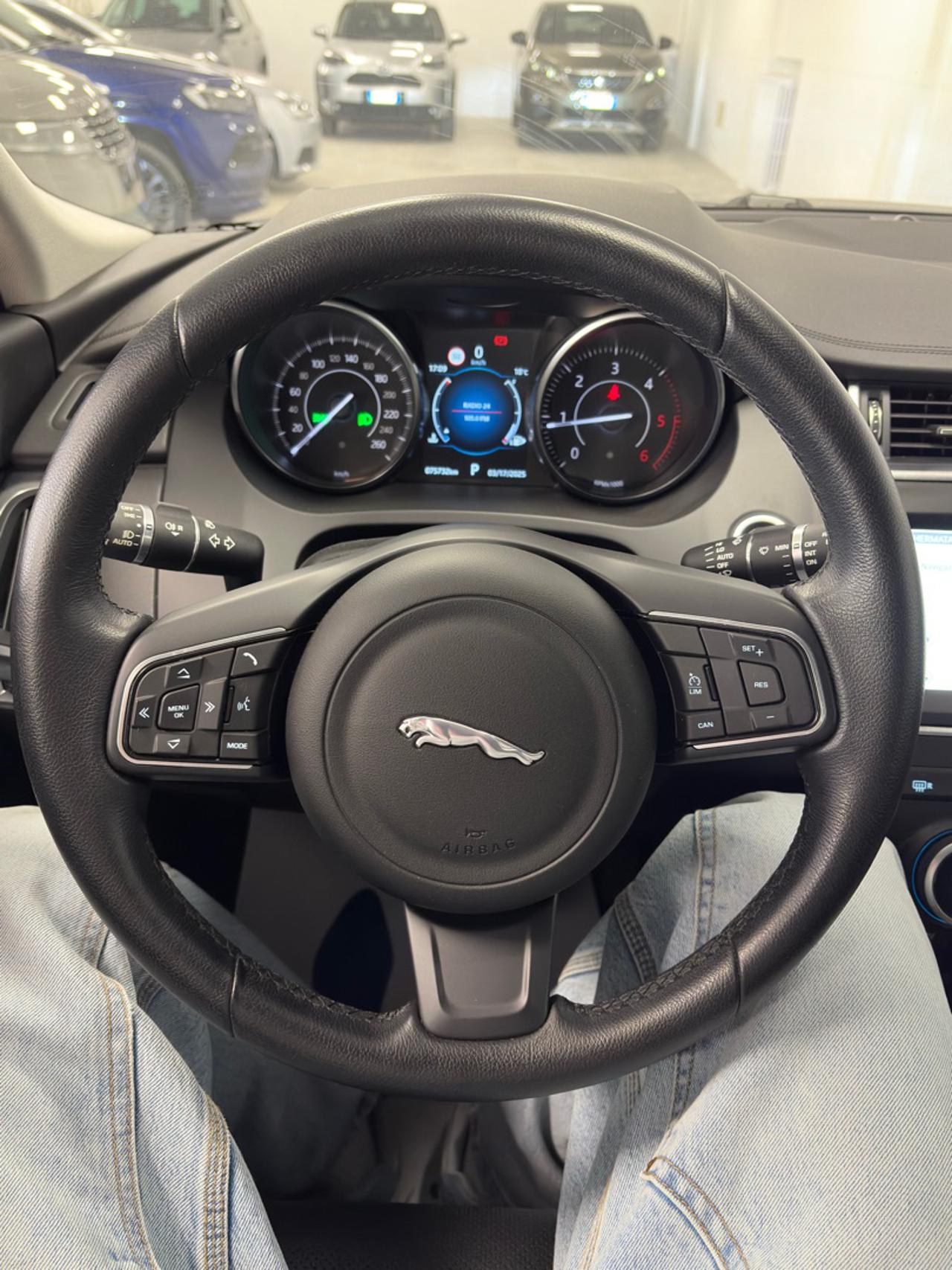 JAGUAR E-Pace 2.0D 150 CV AWD aut. S GARANZIA - 10