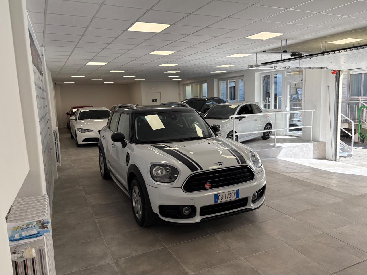 MINI Countryman 2.0 Cooper D Business *TETTO APRIBILE PREZZO REALE - 2