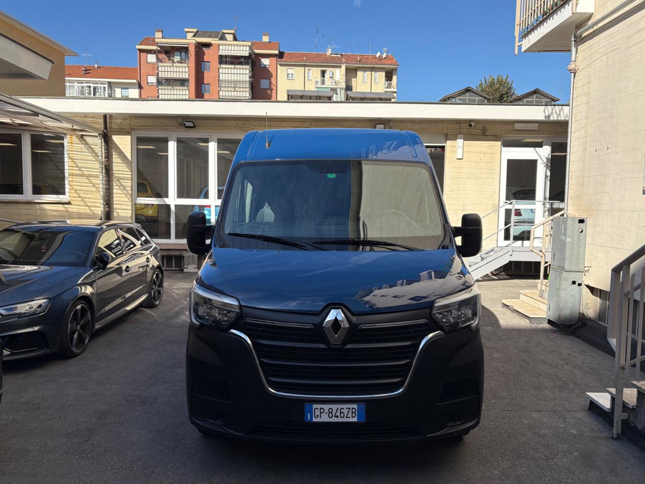 RENAULT Master T33 2.3 dCi 135 PM-TM Furgone Start €17500 +IVA - 3