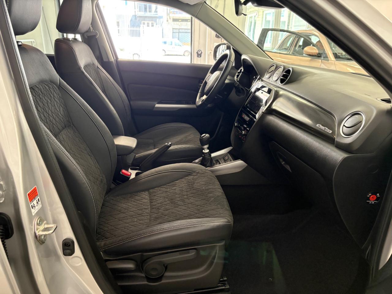 SUZUKI Vitara 1.4 Hybrid 4WD AllGrip Yoru FARI LED - 19