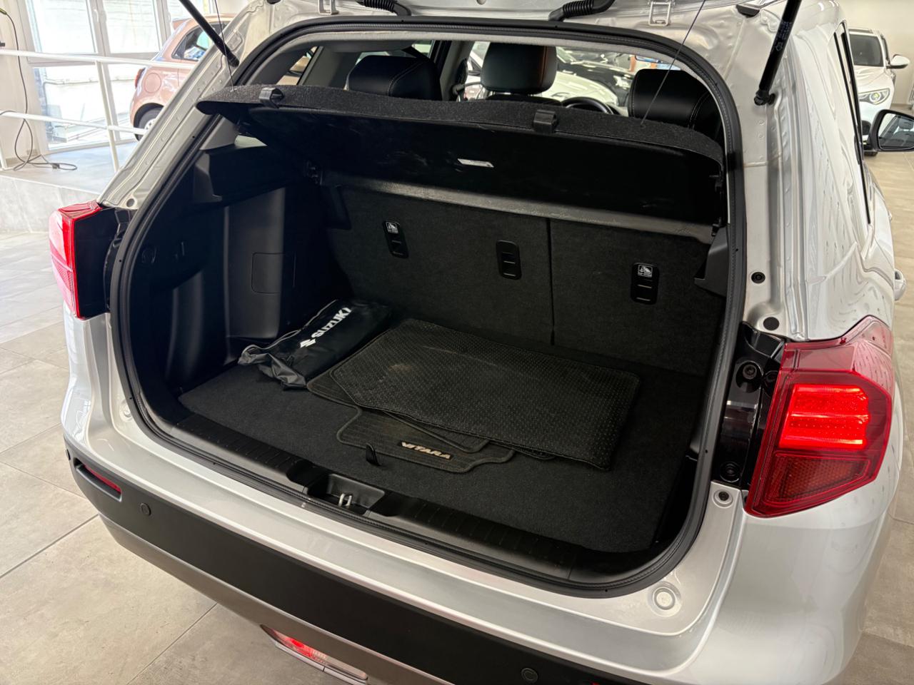 SUZUKI Vitara 1.4 Hybrid 4WD AllGrip Yoru FARI LED - 6