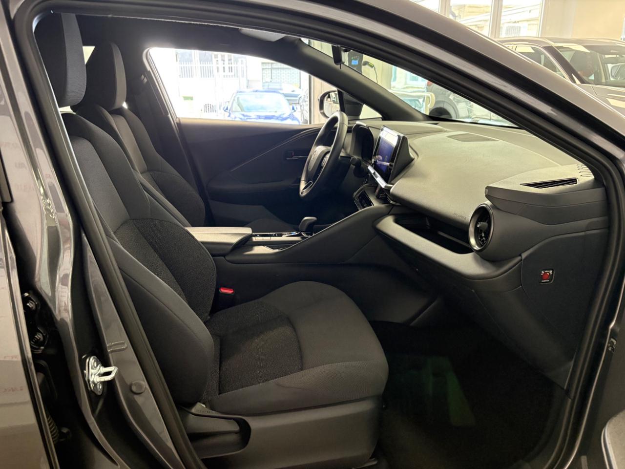 TOYOTA C-HR 1.8 HV E-CVT Active PREZZO REALE! - 19