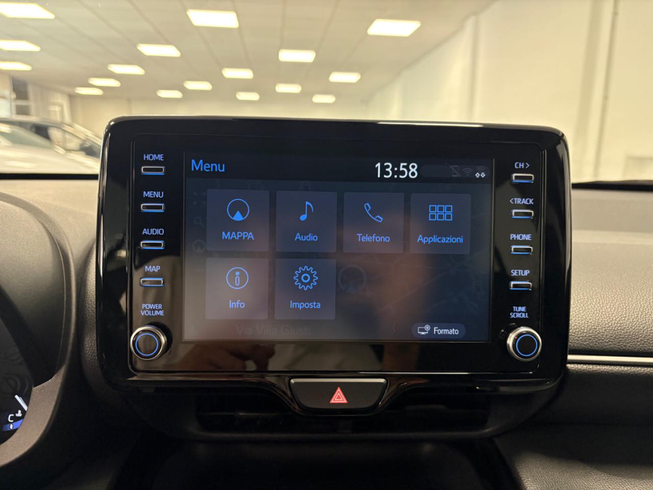 TOYOTA Yaris Cross 1.5 Hybrid 5p. E-CVT Business - 16
