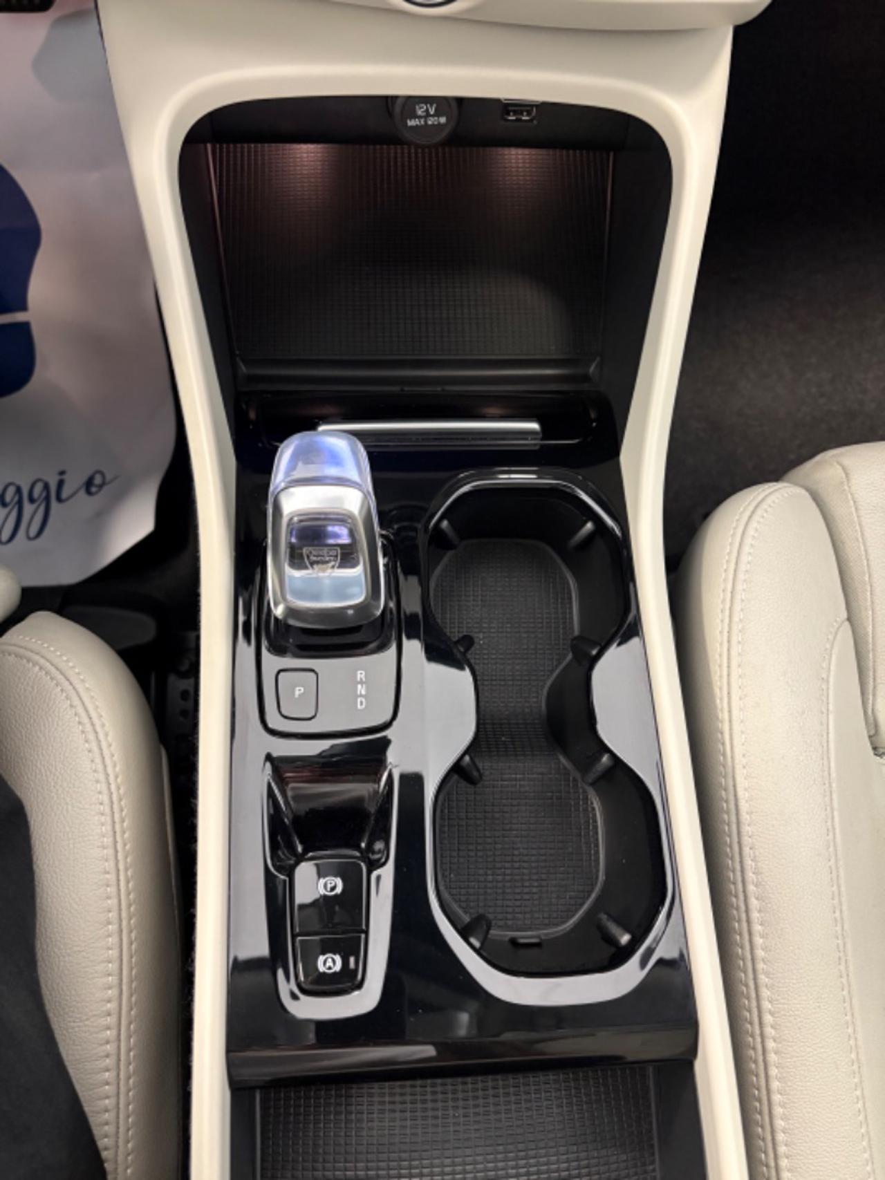VOLVO XC40 T4 Recharge Plug-in Hybrid Inscription FULL LED - 12