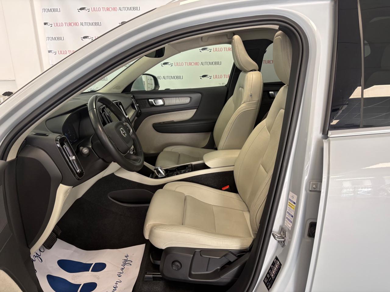VOLVO XC40 T4 Recharge Plug-in Hybrid Inscription FULL LED - 20