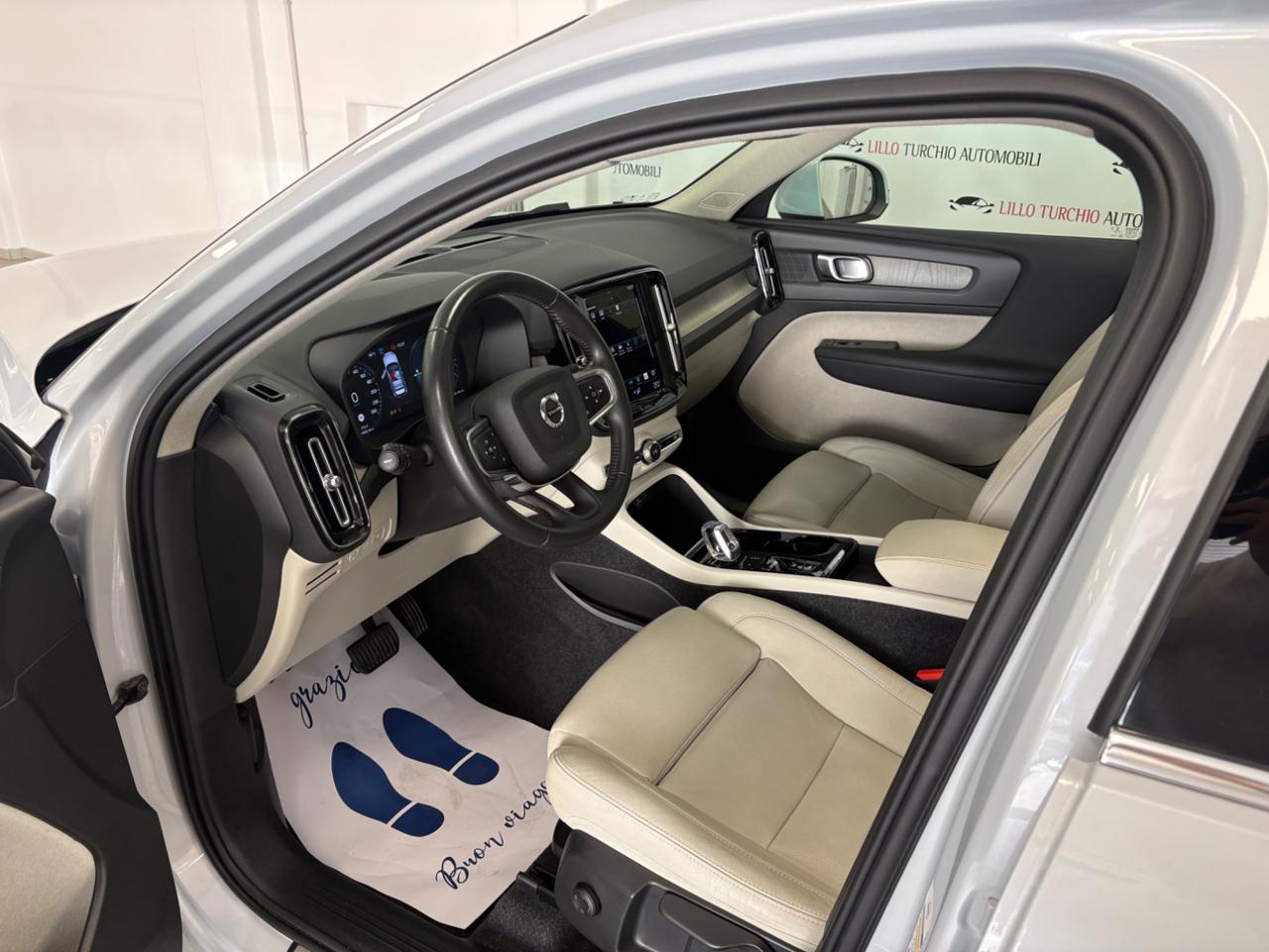 VOLVO XC40 T4 Recharge Plug-in Hybrid Inscription FULL LED - 7