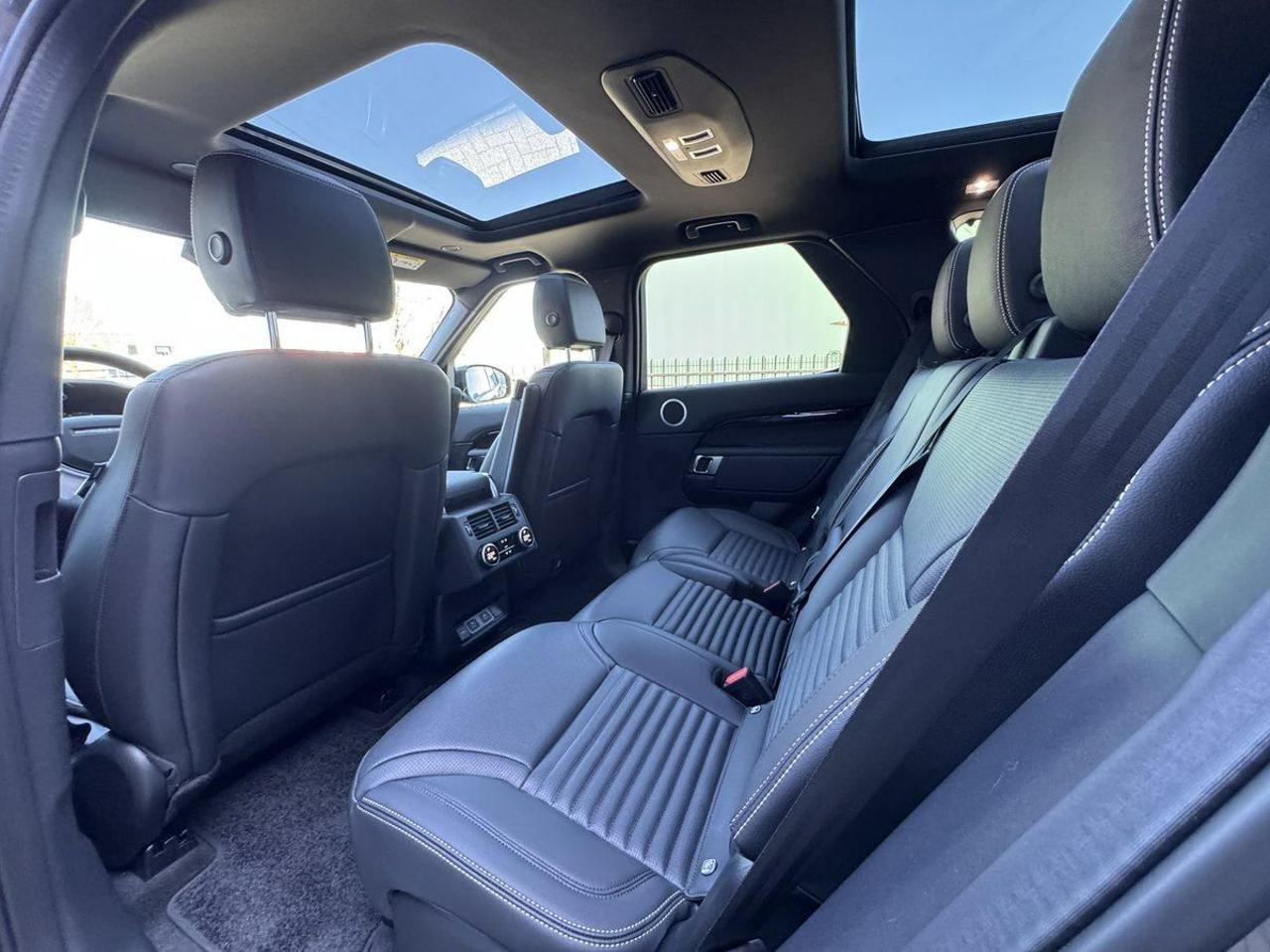 LAND ROVER Discovery 3.0D I6 249 CV AWD Auto S - 18