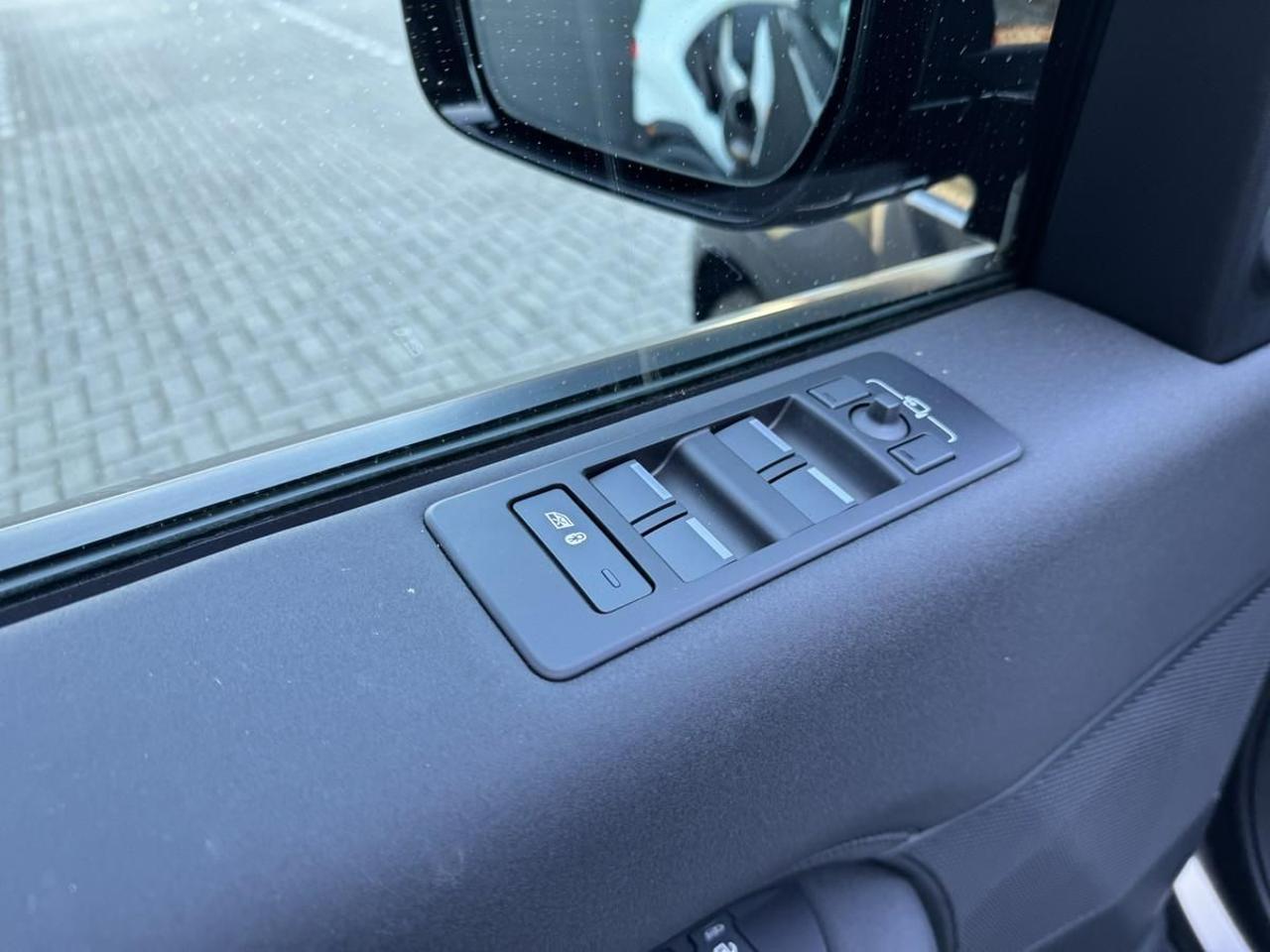 LAND ROVER Discovery 3.0D I6 249 CV AWD Auto S - 19