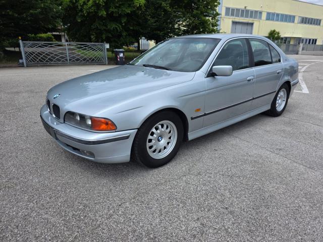 BMW 525 Grigio metallizzato