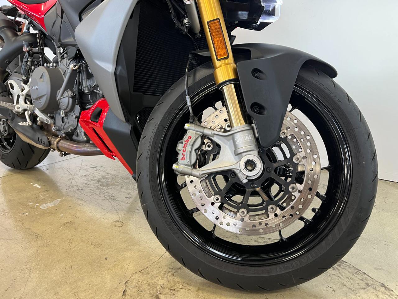 DUCATI Streetfighter V2 V2 S - 4