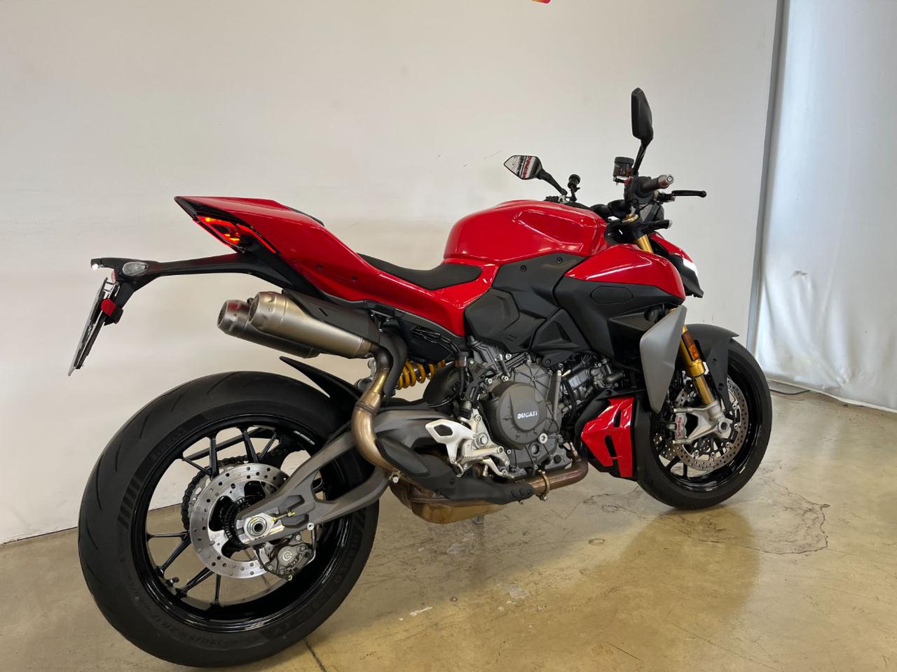 DUCATI Streetfighter V2 V2 S - 7