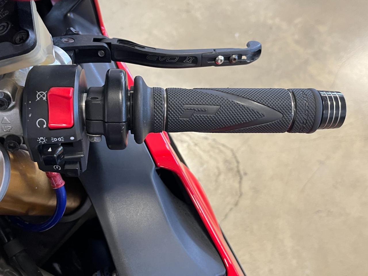 DUCATI 999 S S - 14