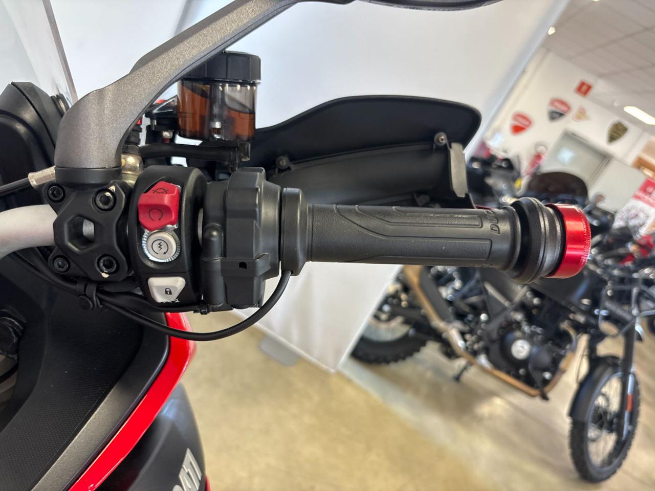 DUCATI Multistrada 950 S - 12