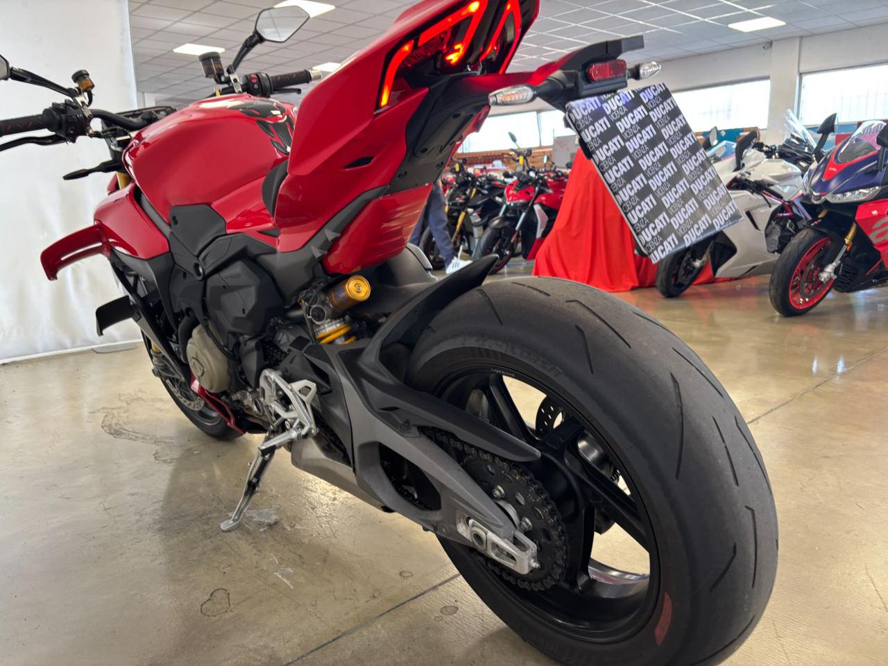 DUCATI Streetfighter V4 STREETFIGHTER V4S DUCATI RED 2026 - 7