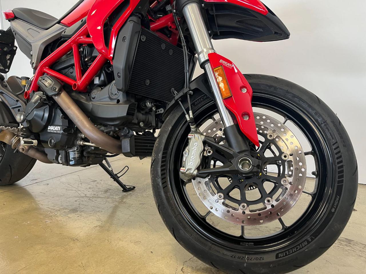 DUCATI Hypermotard 939 939 - 4