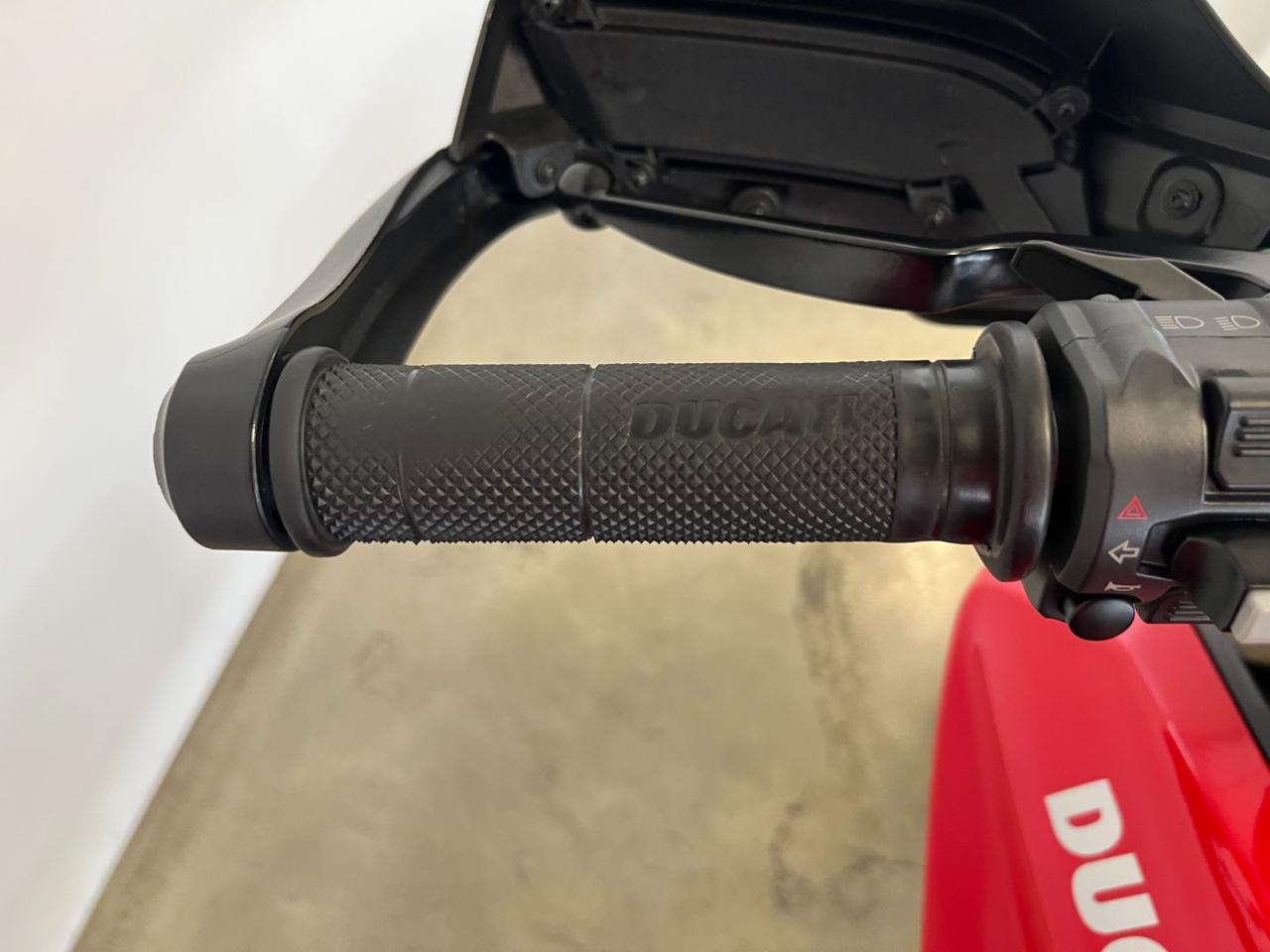DUCATI Hypermotard 939 939 - 12