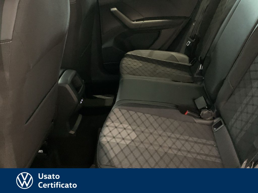 VOLKSWAGEN T-Cross 1.0 tsi r-line plus 115cv - 19