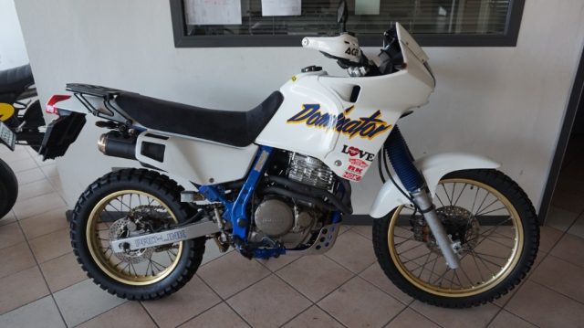 HONDA NX 650 Dominator Bianco pastello