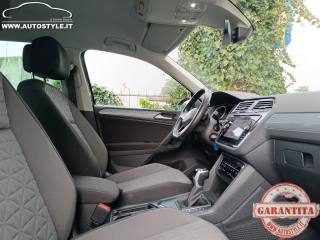 VOLKSWAGEN Tiguan 2.0 TDI 150 CV SCR DSG Life foto 13