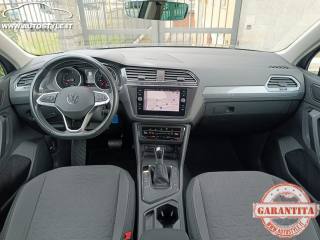 VOLKSWAGEN Tiguan 2.0 TDI 150 CV SCR DSG Life foto 58