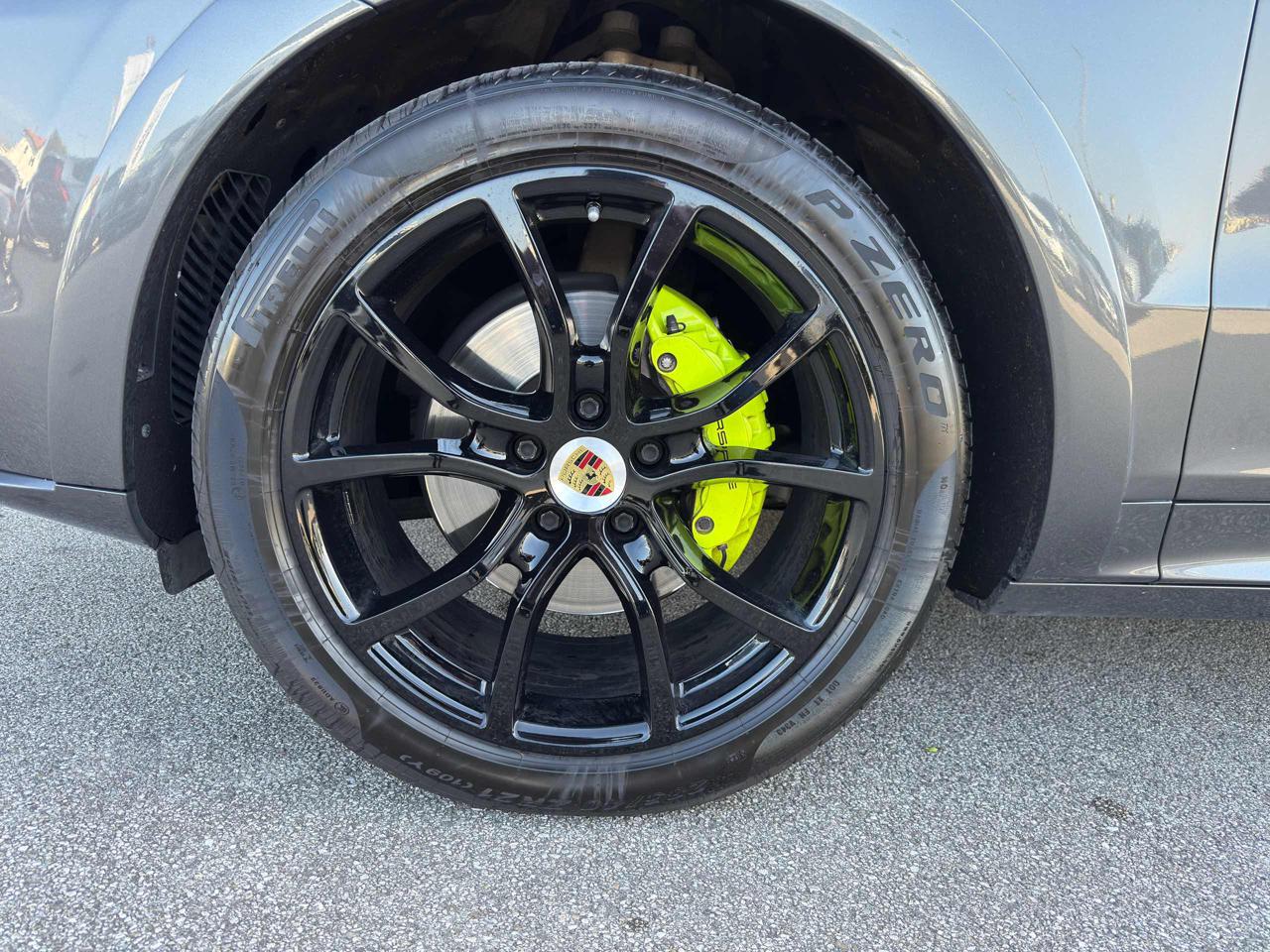 Clicca per ingrandire Cayenne - Coupé 3.0 V6 Hybrid EDITION BLACK