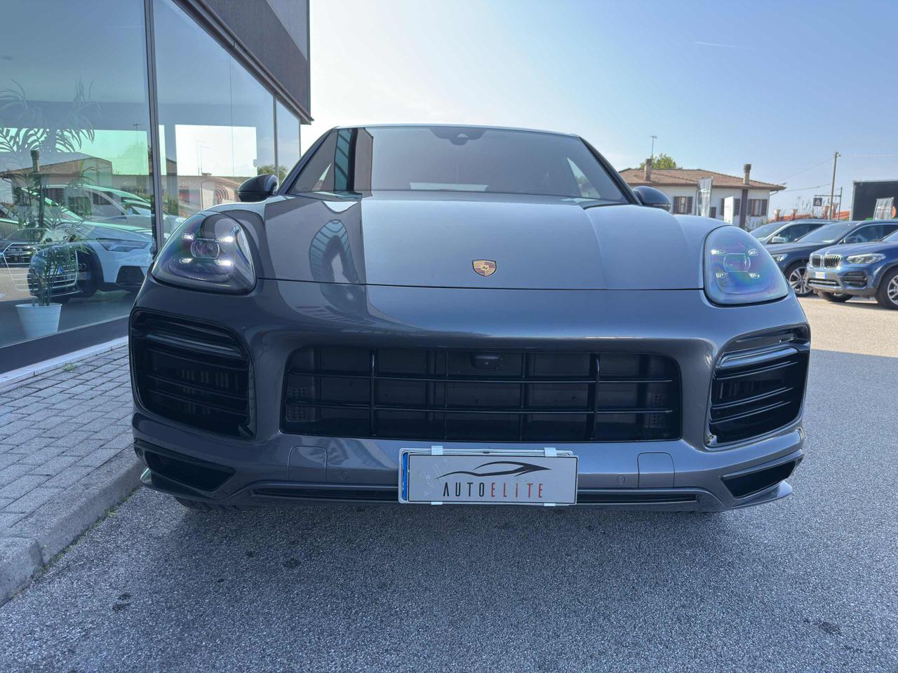 Clicca per ingrandire Cayenne - Coupé 3.0 V6 Hybrid EDITION BLACK