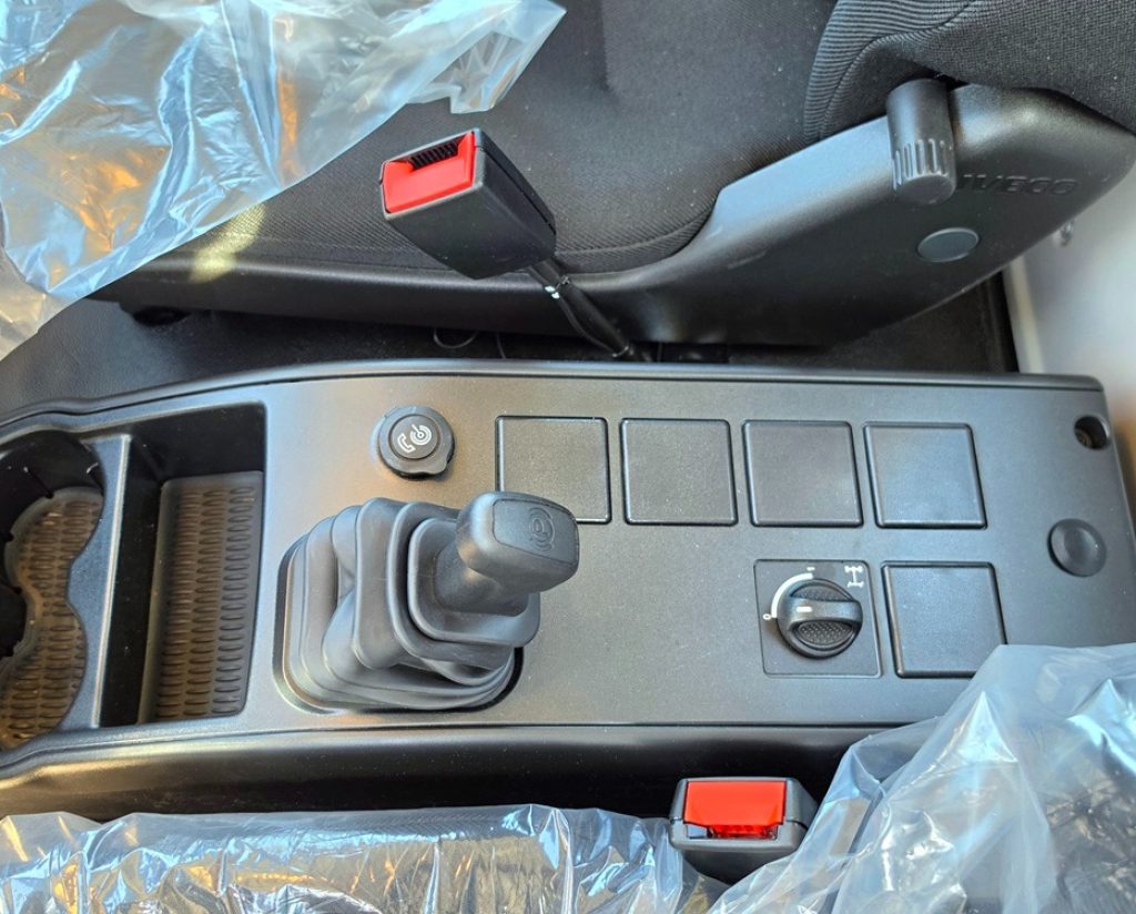 IVECO EUROCARGO 180E32 E6 ADR NUOVO VERSIONE K - 12