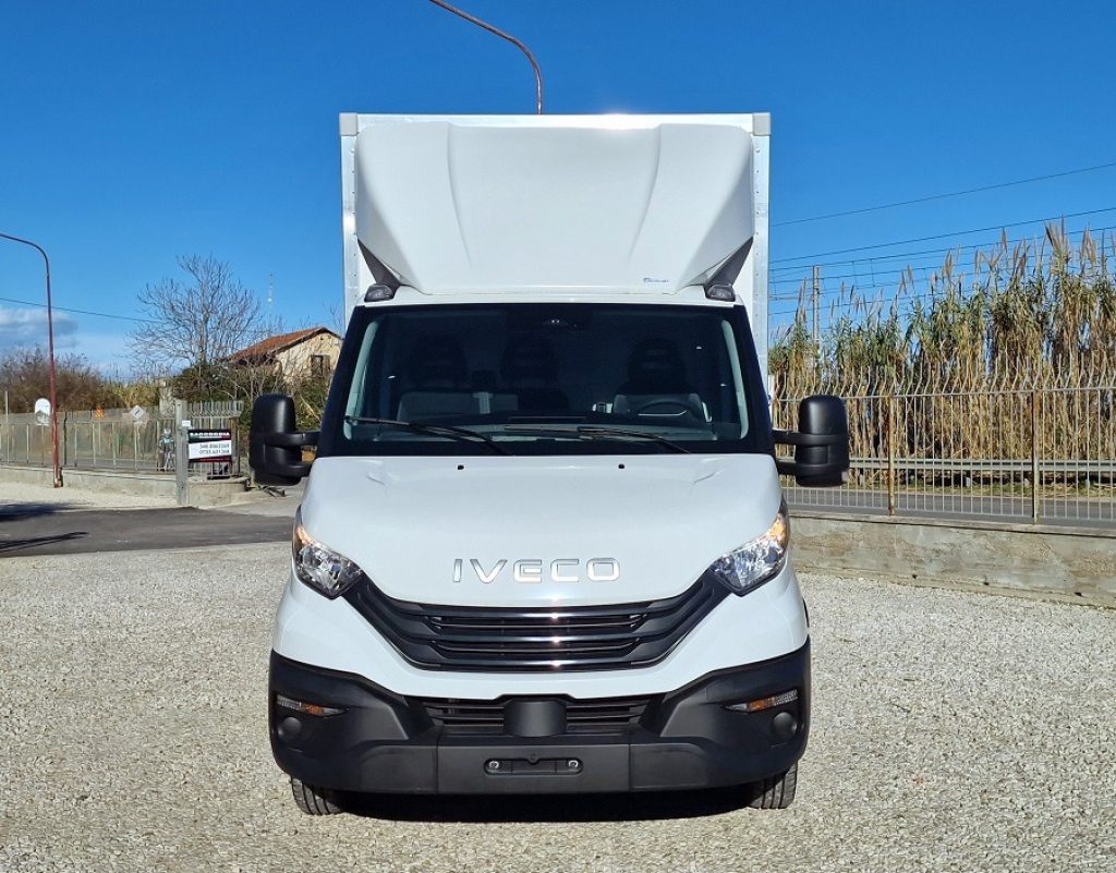 IVECO DAILY  35C16 NUOVO MOTORE 3.0 FURGONE + PEDANA - 18
