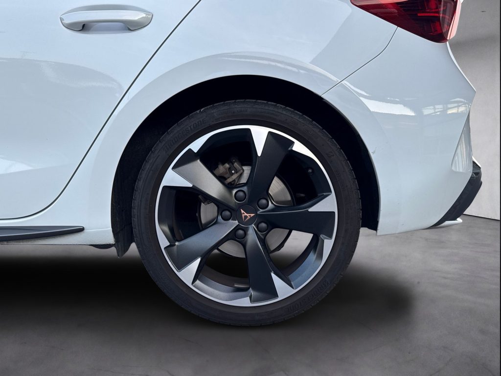 CUPRA Leon 1.5 hybrid 150cv dsg - 18