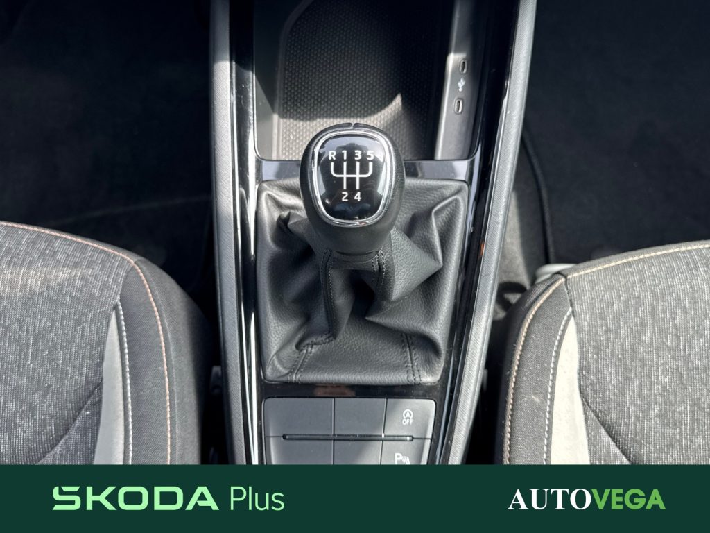 SKODA Kamiq 1.0 tsi black dots 95cv - 11