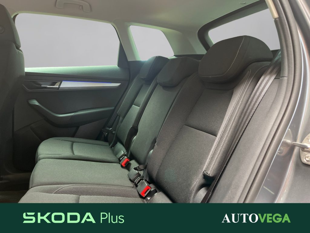 SKODA Karoq 1.5 tsi style dsg - 12