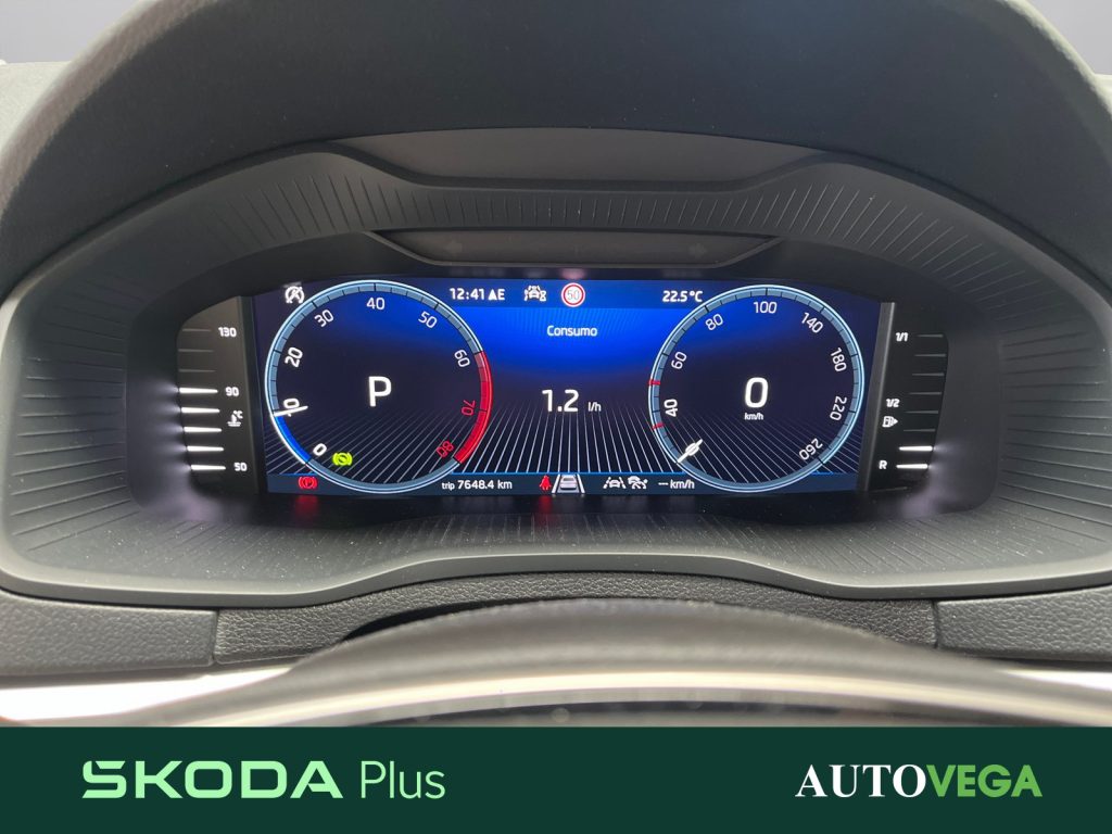 SKODA Karoq 1.5 tsi style dsg - 14