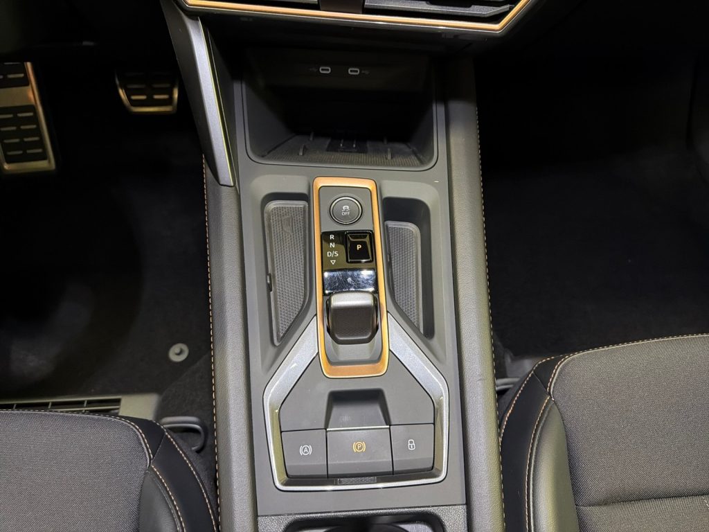 CUPRA Formentor 1.5 hybrid 150cv dsg - 11