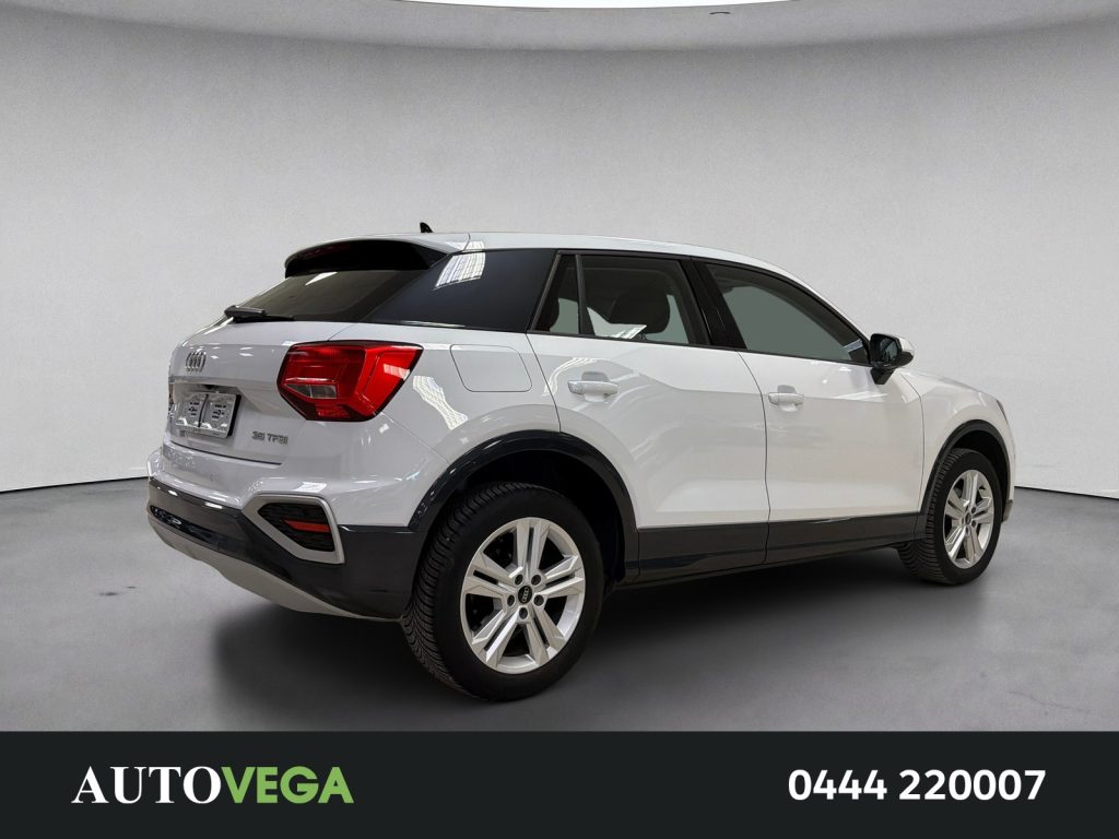 AUDI Q2 35 1.5 tfsi business advanced s-tronic - 4
