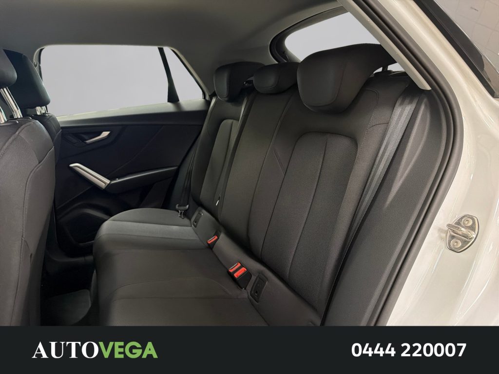 AUDI Q2 35 1.5 tfsi business advanced s-tronic - 12