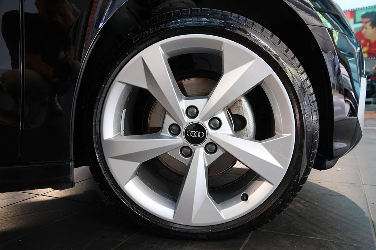 AUDI A3 35 TFSI Sportback S-Tronic Business Advanced - 6