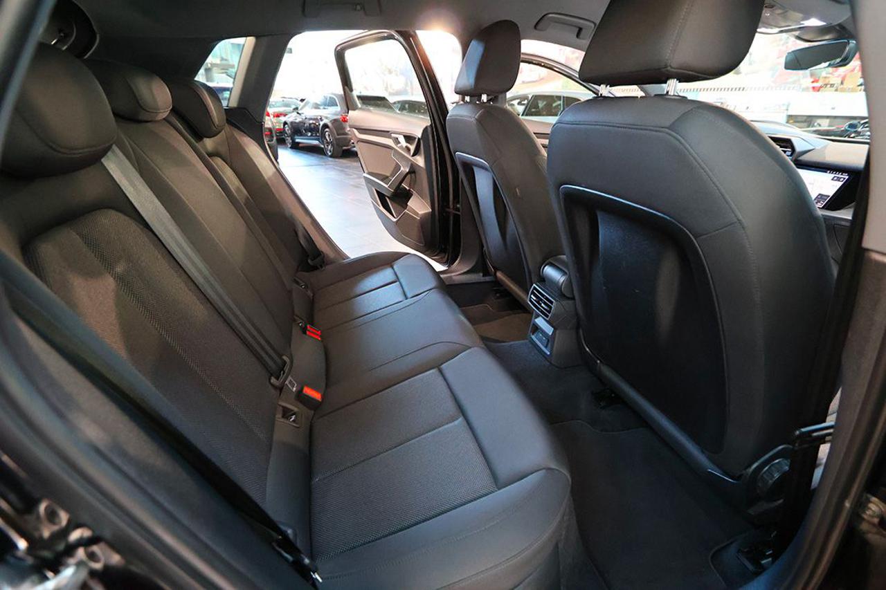 AUDI A3 35 TFSI Sportback S-Tronic Business Advanced - 18