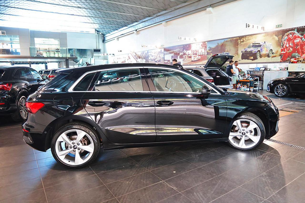 AUDI A3 35 TFSI Sportback S-Tronic Business Advanced - 10