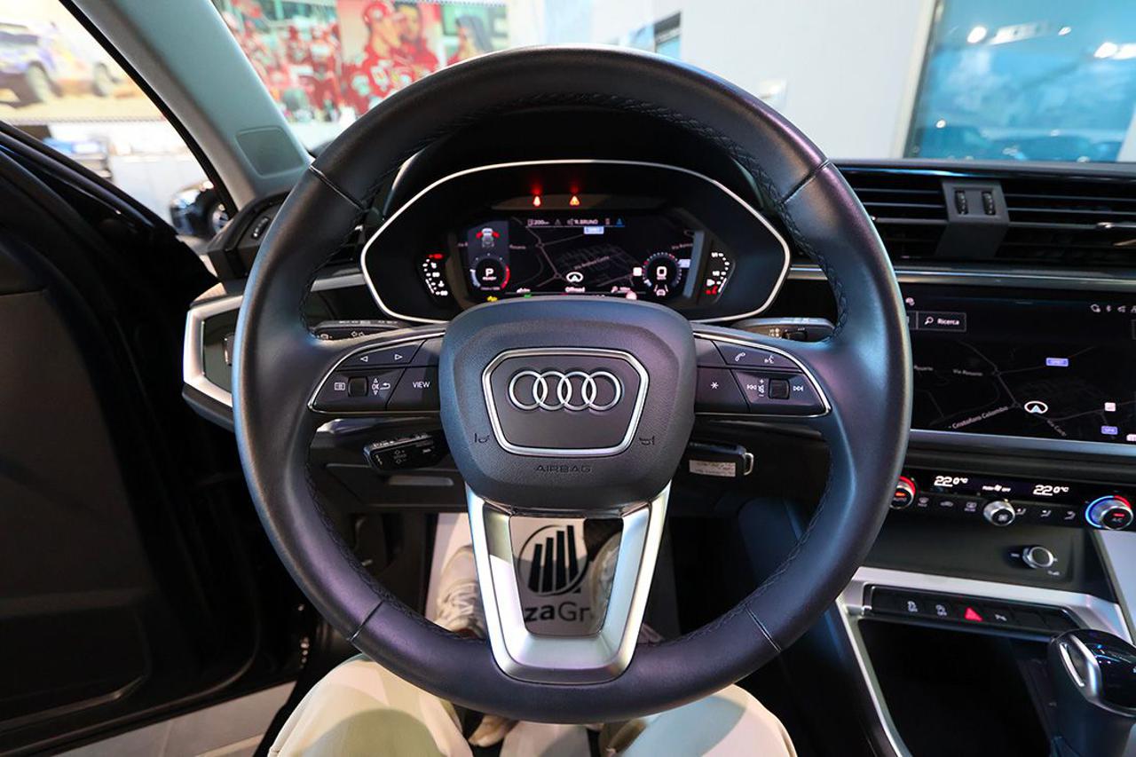 AUDI Q3 35 TDI S-Tronic Business - 20