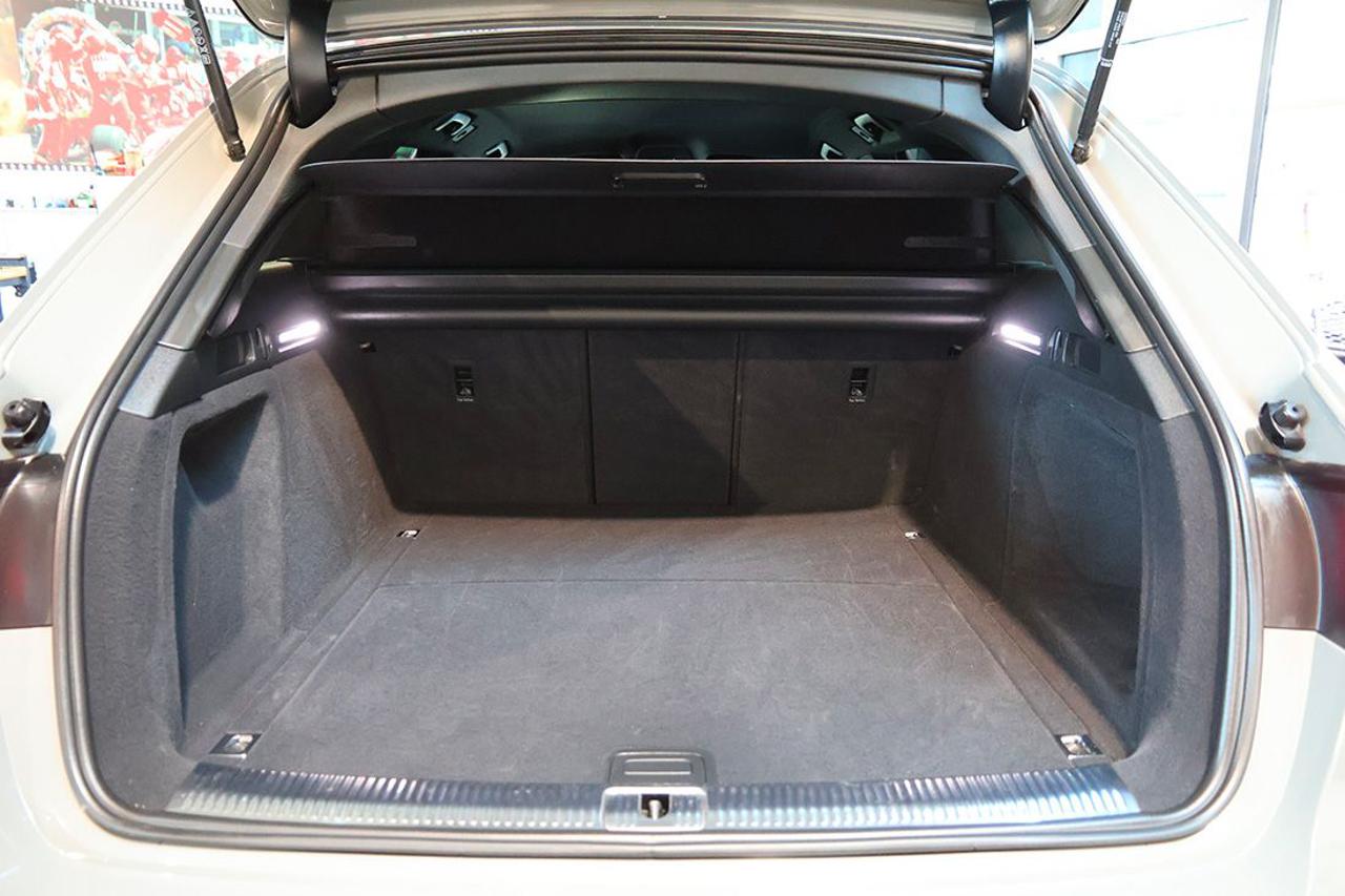 AUDI A4 40 TDI Avant Quattro S-Tronic S-Line - 12