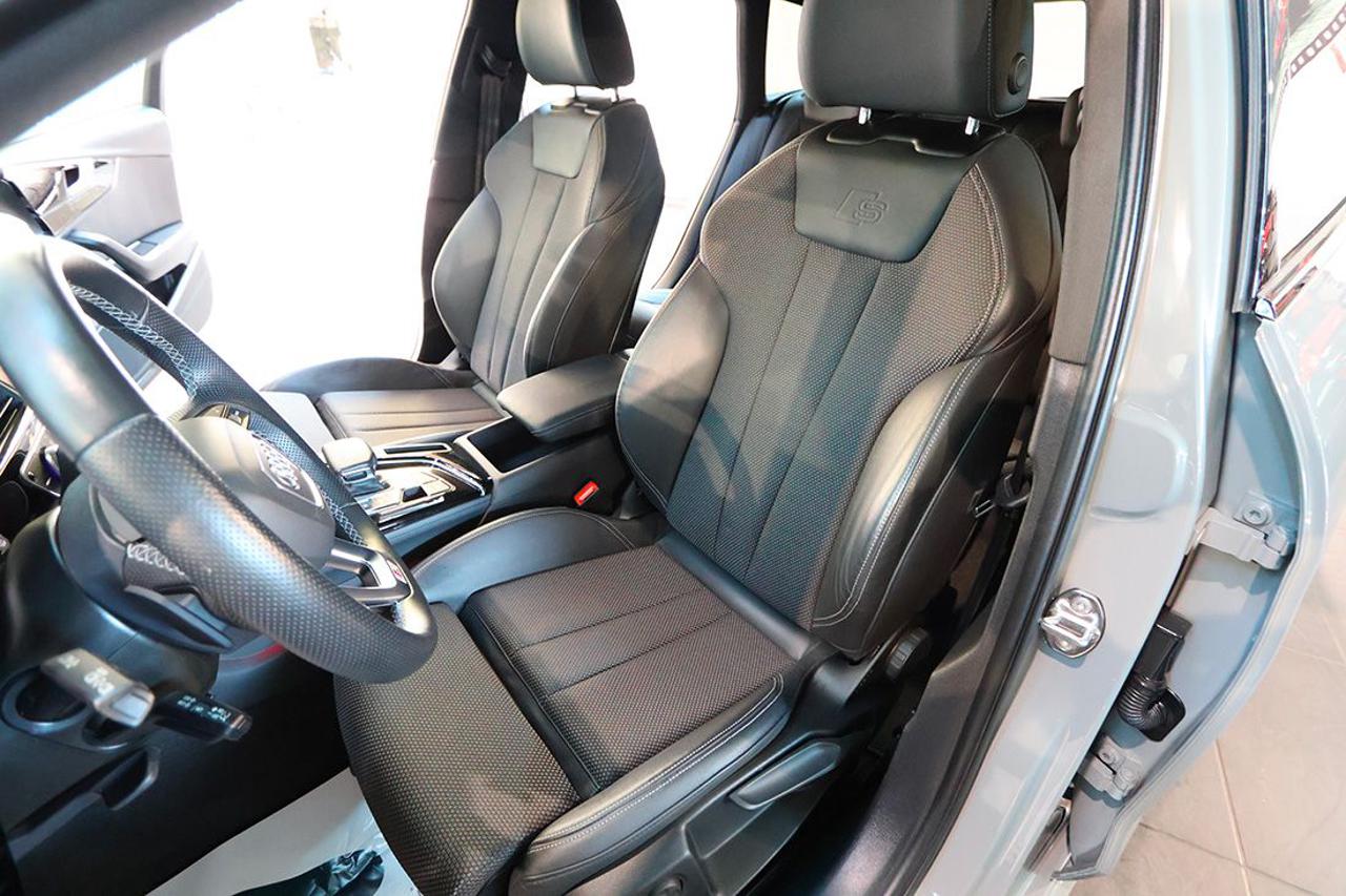 AUDI A4 40 TDI Avant Quattro S-Tronic S-Line - 18
