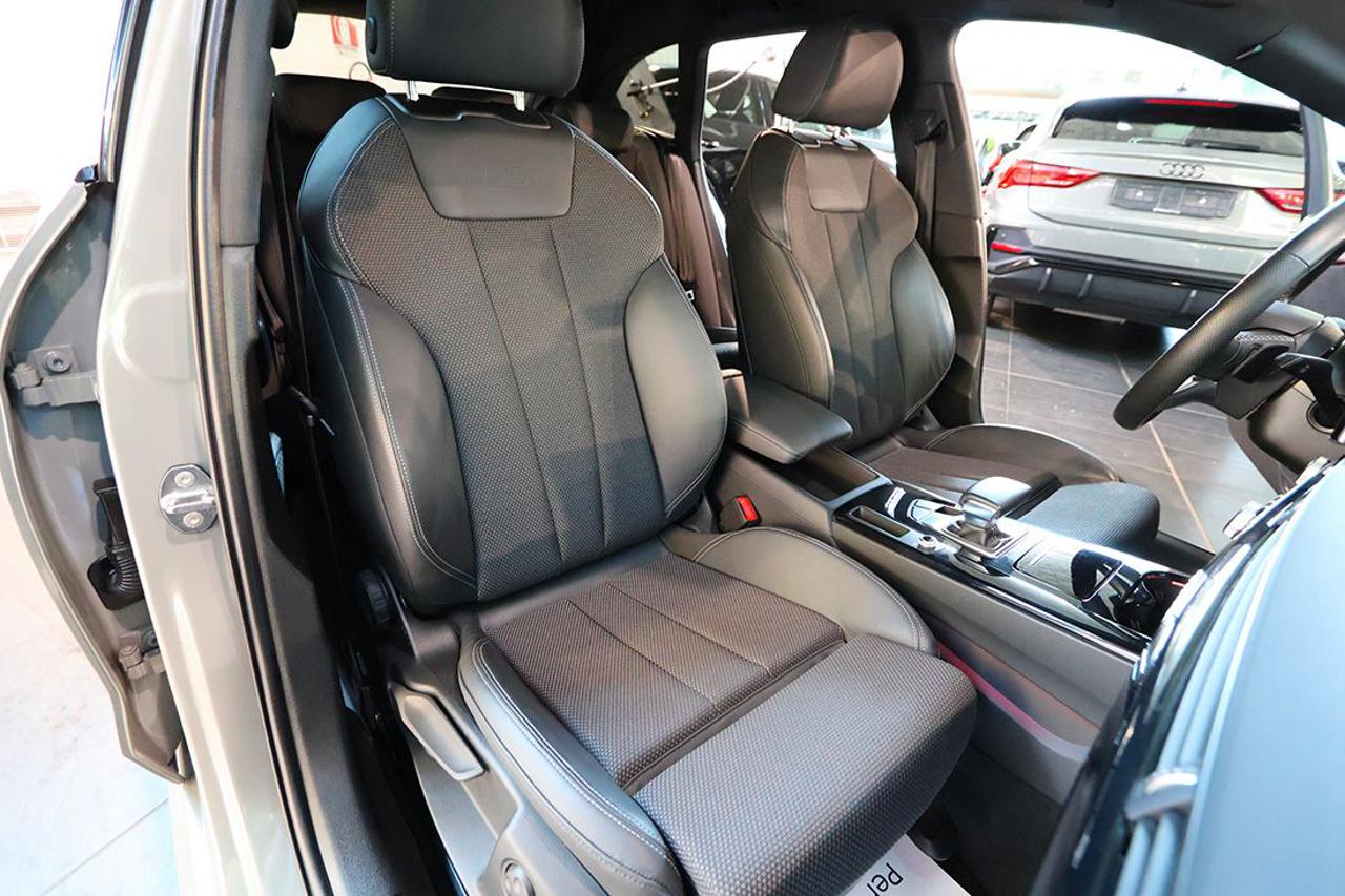 AUDI A4 40 TDI Avant Quattro S-Tronic S-Line - 17