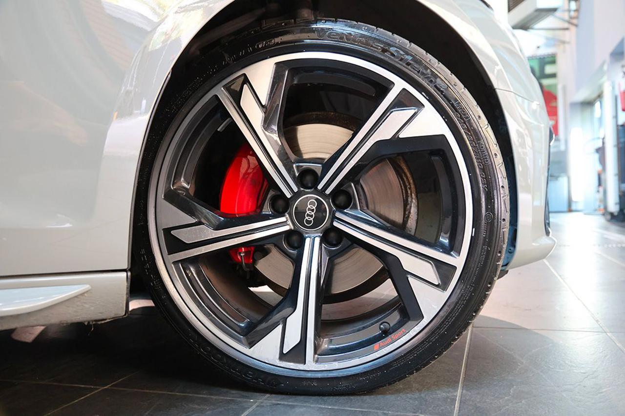 AUDI A4 40 TDI Avant Quattro S-Tronic S-Line - 6